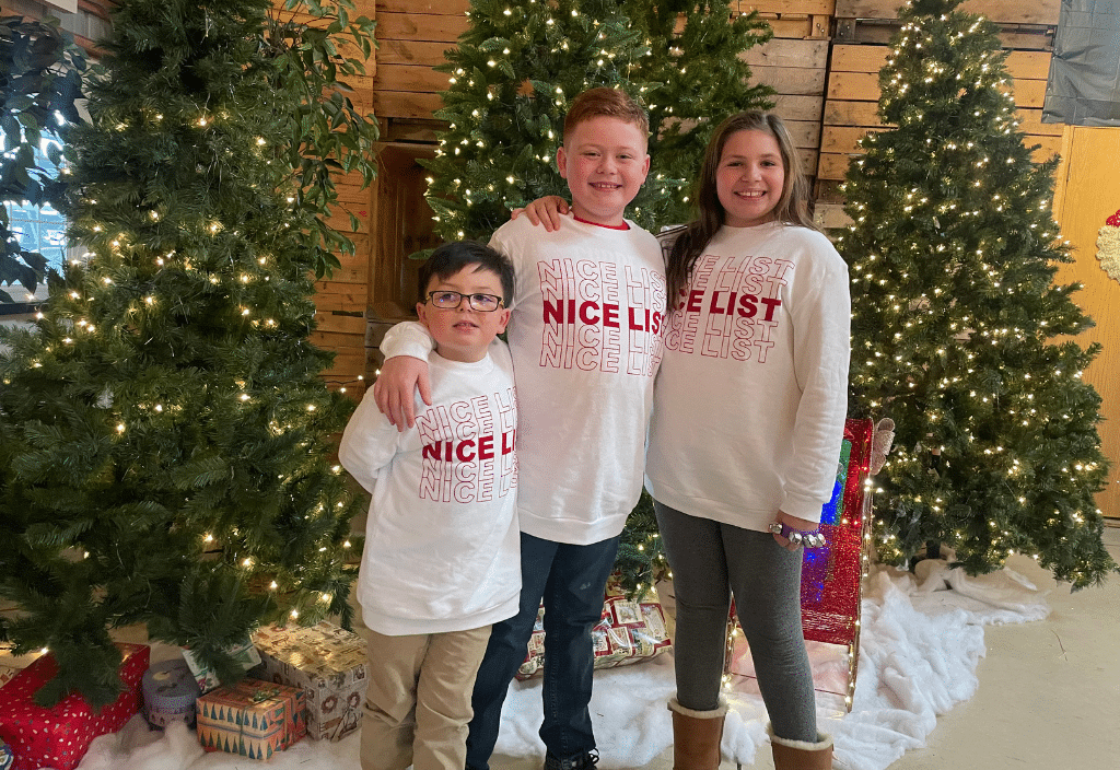 Children at the North Pole 1024x704